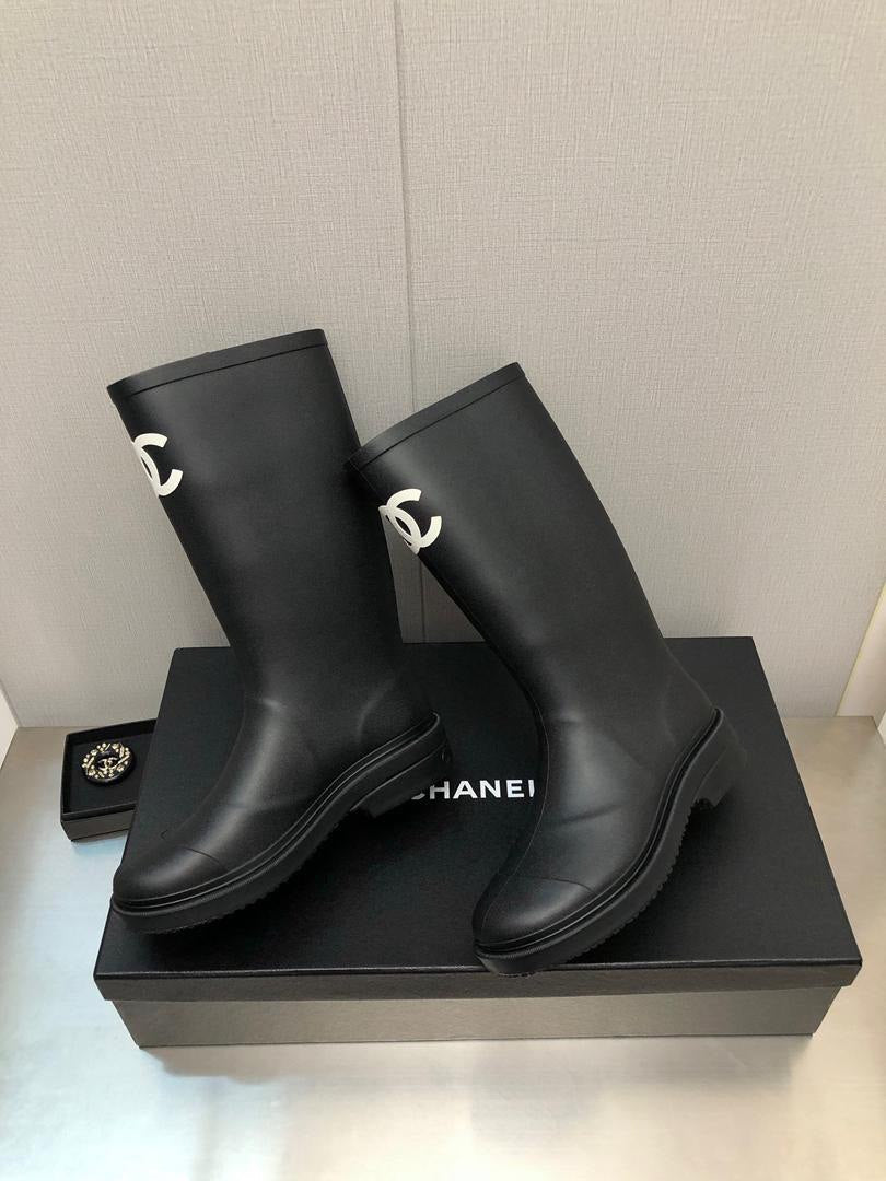 Viral Rubber Boots